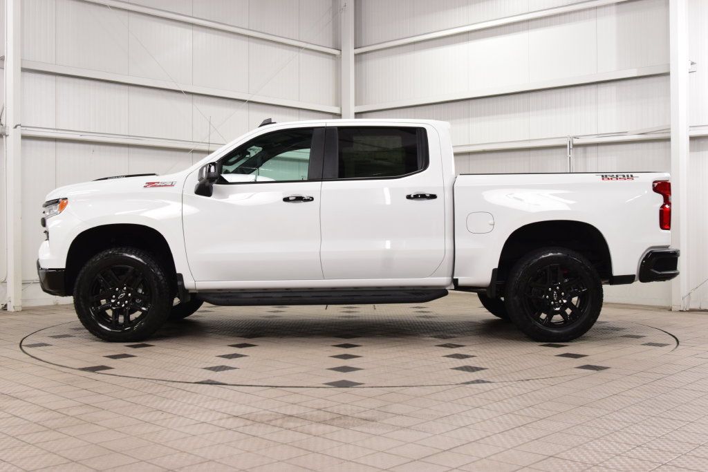 2026 Chevrolet Silverado 1500 4WD Crew Cab 147" LT Trail Boss - 23074470 - 3