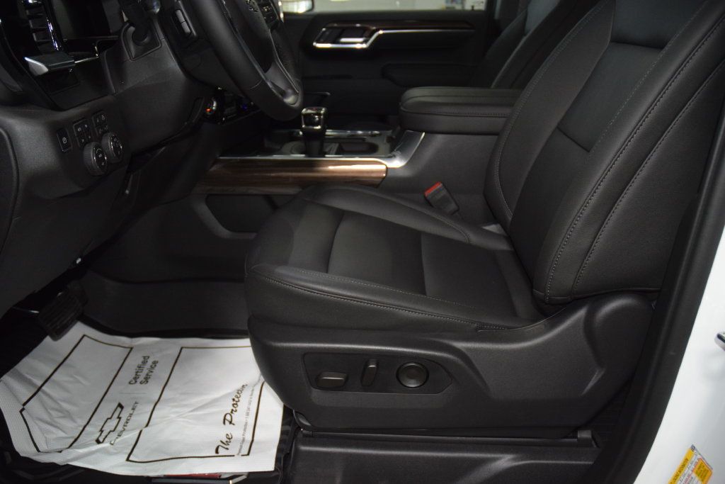 2026 Chevrolet Silverado 1500 4WD Crew Cab 147" LT Trail Boss - 23081433 - 42