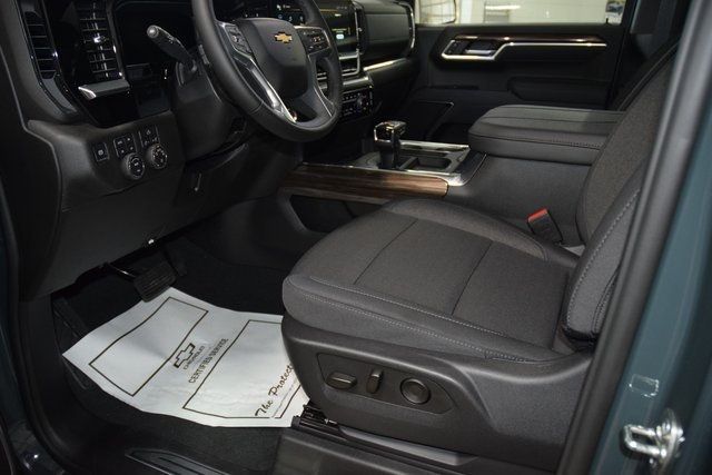 2026 Chevrolet Silverado 1500 4WD Crew Cab 147" LT w/1LT - 22920753 - 36