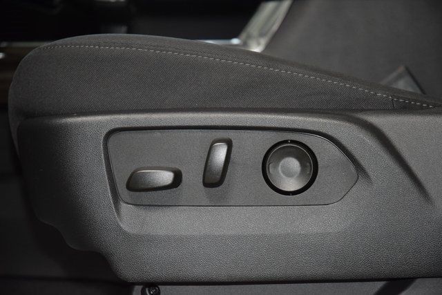 2026 Chevrolet Silverado 1500 4WD Crew Cab 147" LT w/1LT - 22920753 - 37