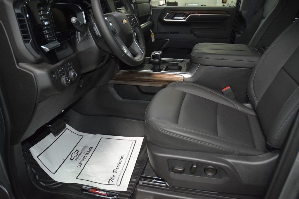 2026 Chevrolet Silverado 1500 4WD Crew Cab 147" LT w/1LT - 22961437 - 31