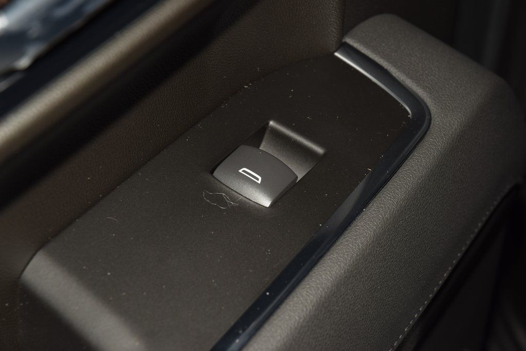 2026 Chevrolet Silverado 1500 4WD Crew Cab 147" LT w/1LT - 22961437 - 37