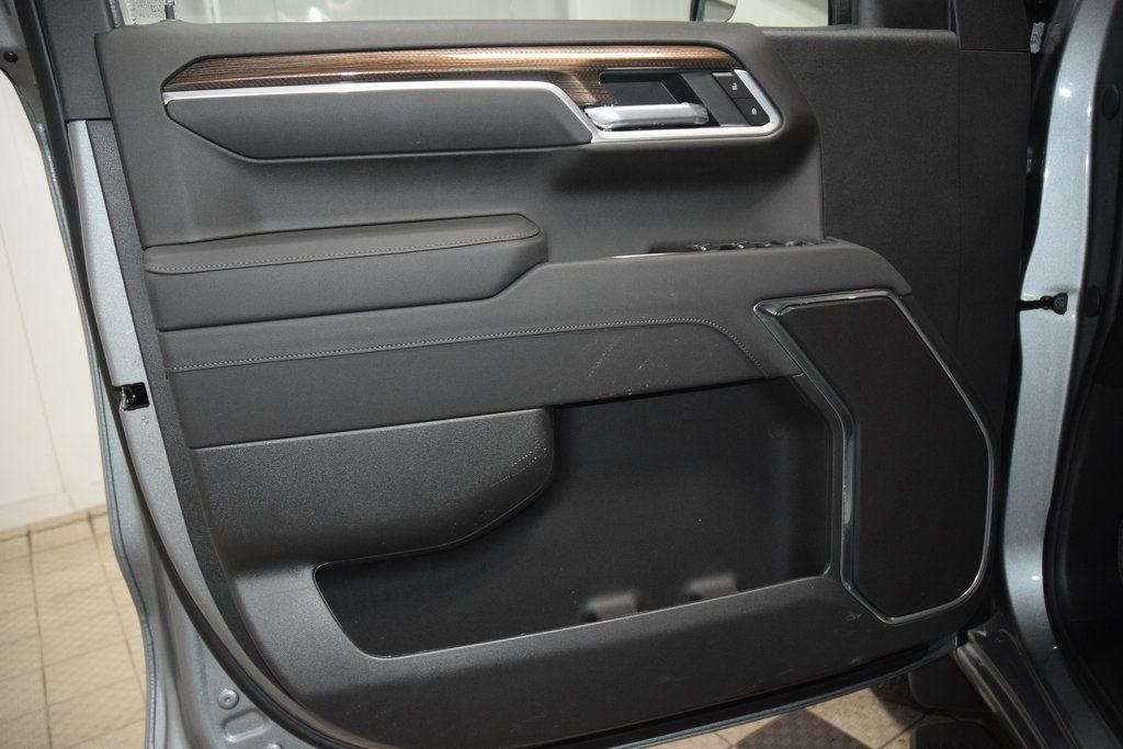 2026 Chevrolet Silverado 1500 4WD Crew Cab 147" LT w/1LT - 22961437 - 38