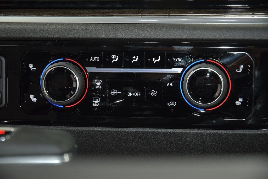 2026 Chevrolet Silverado 1500 4WD Crew Cab 147" LT w/1LT - 22961441 - 30