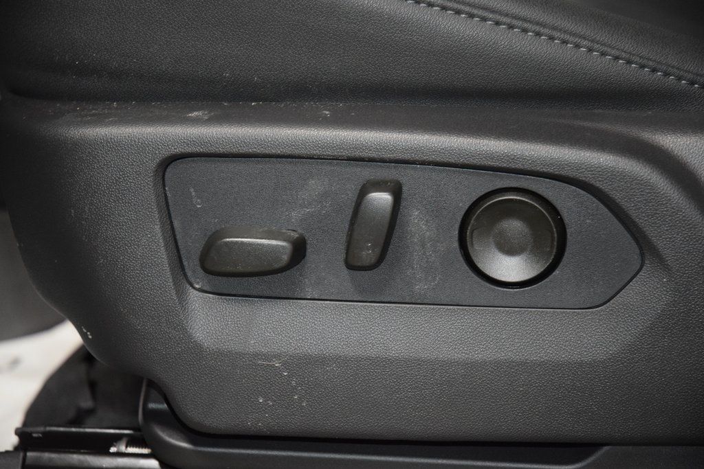 2026 Chevrolet Silverado 1500 4WD Crew Cab 147" LT w/1LT - 22961441 - 38