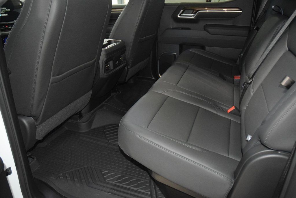 2026 Chevrolet Silverado 1500 4WD Crew Cab 147" LT w/1LT - 22961441 - 40