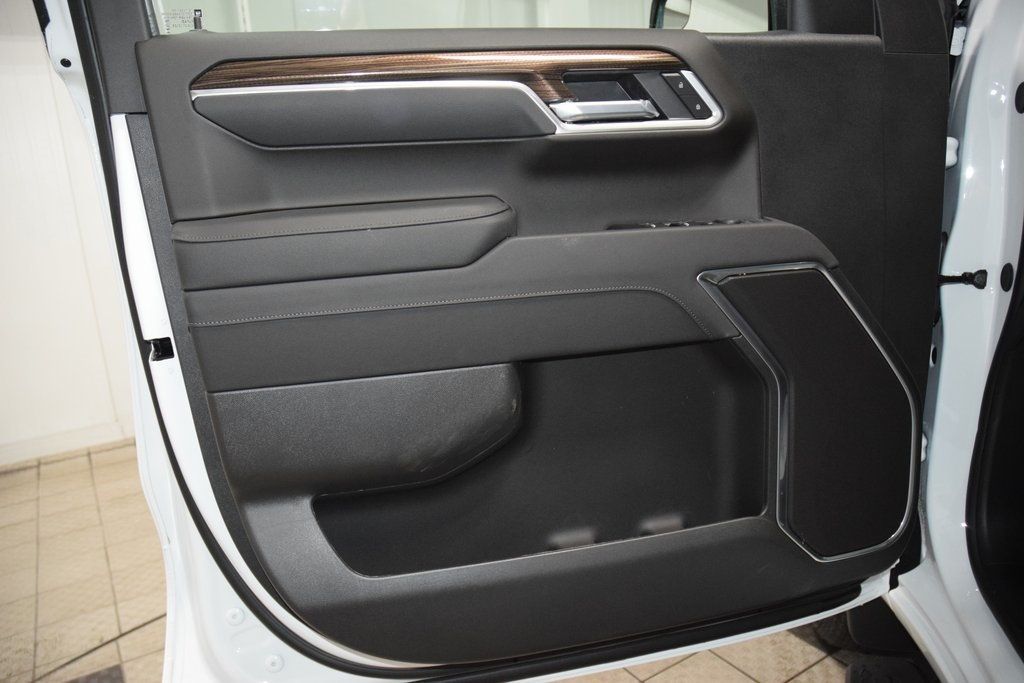 2026 Chevrolet Silverado 1500 4WD Crew Cab 147" LT w/1LT - 22961441 - 44