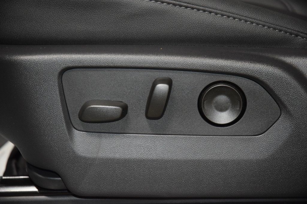 2026 Chevrolet Silverado 1500 4WD Crew Cab 147" LT w/1LT - 22961461 - 38