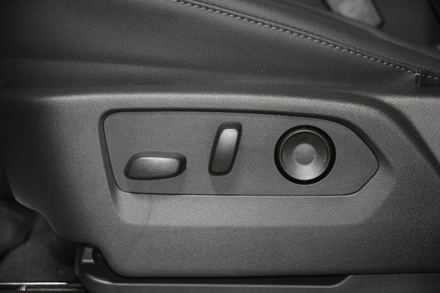 2026 Chevrolet Silverado 1500 4WD Crew Cab 147" LT w/1LT - 22961489 - 38