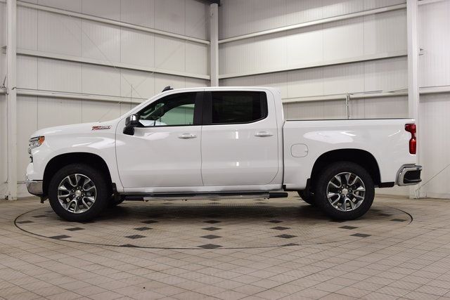2026 Chevrolet Silverado 1500 4WD Crew Cab 147" LT w/1LT - 22961489 - 3