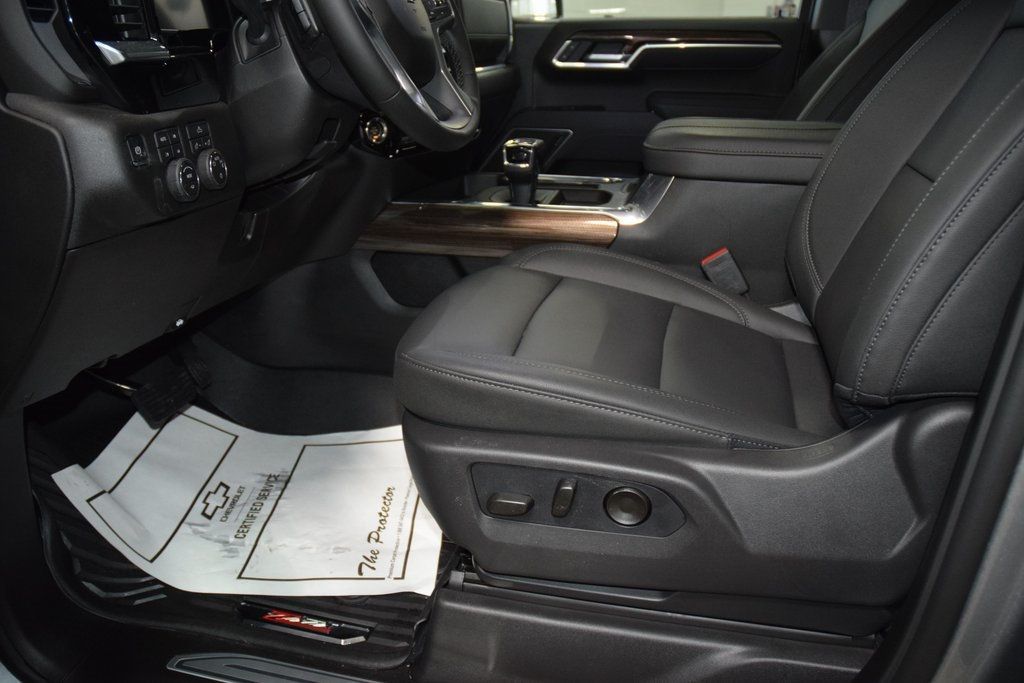 2026 Chevrolet Silverado 1500 4WD Crew Cab 147" LT w/1LT - 22961505 - 38