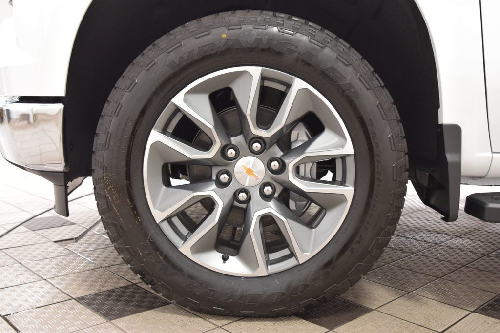 2026 Chevrolet Silverado 1500 4WD Crew Cab 147" LT w/1LT - 23016420 - 25