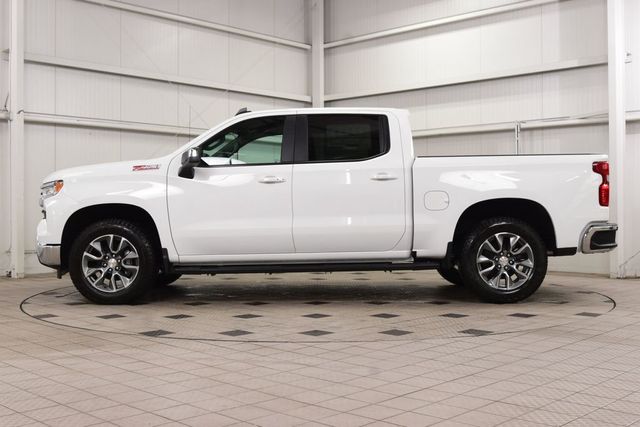 2026 Chevrolet Silverado 1500 4WD Crew Cab 147" LT w/1LT - 23016420 - 3