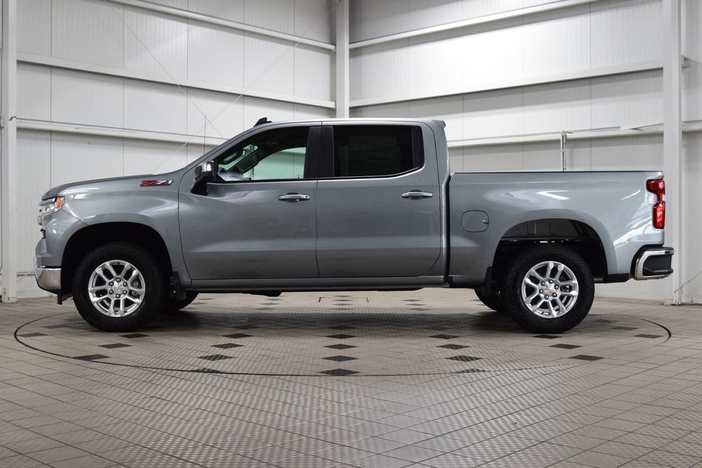 2026 Chevrolet Silverado 1500 4WD Crew Cab 147" LT w/1LT - 23055391 - 3