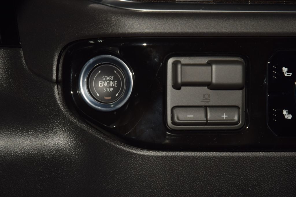 2026 Chevrolet Silverado 1500 4WD Crew Cab 147" LT w/1LT - 23058002 - 31