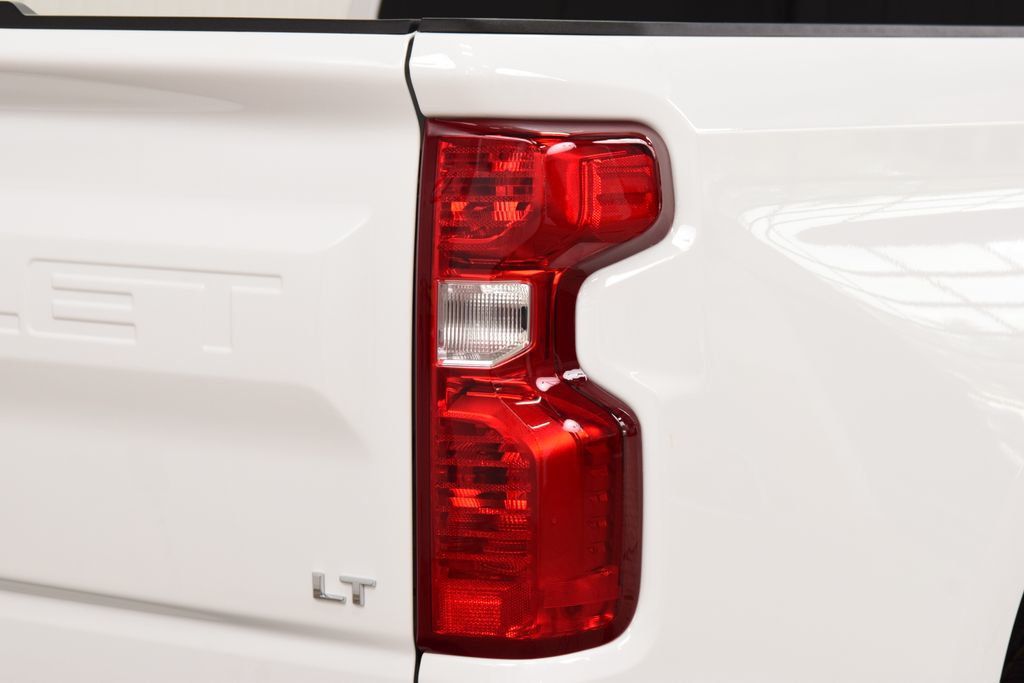 2026 Chevrolet Silverado 1500 4WD Crew Cab 147" LT w/1LT - 23058020 - 17