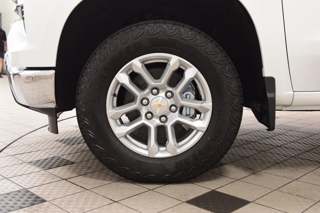 2026 Chevrolet Silverado 1500 4WD Crew Cab 147" LT w/1LT - 23058020 - 25