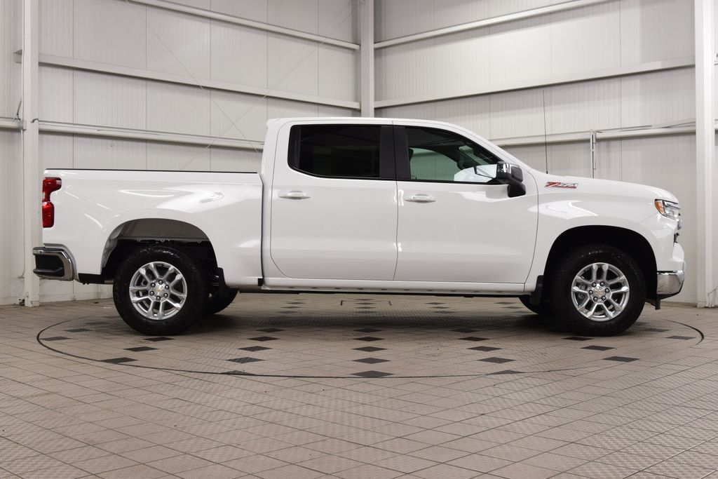 2026 Chevrolet Silverado 1500 4WD Crew Cab 147" LT w/1LT - 23058020 - 8
