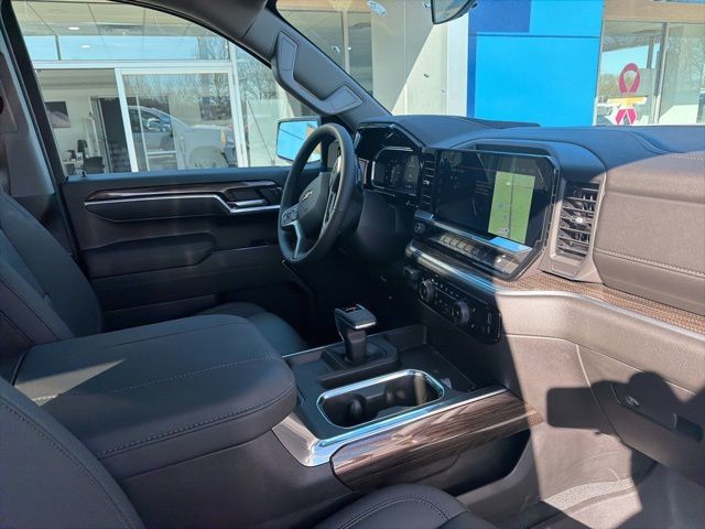 2026 Chevrolet Silverado 1500 4WD Crew Cab 147" LT w/1LT - 23007218 - 10