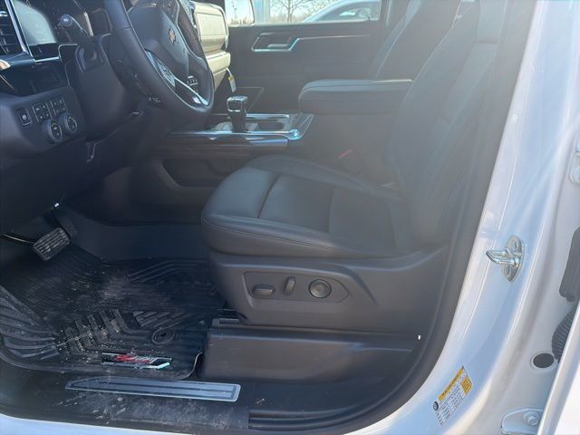 2026 Chevrolet Silverado 1500 4WD Crew Cab 147" LT w/1LT - 23007218 - 14