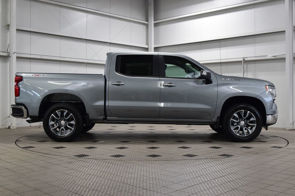 2026 Chevrolet Silverado 1500 4WD Crew Cab 147" LT w/2FL - 23055358 - 8