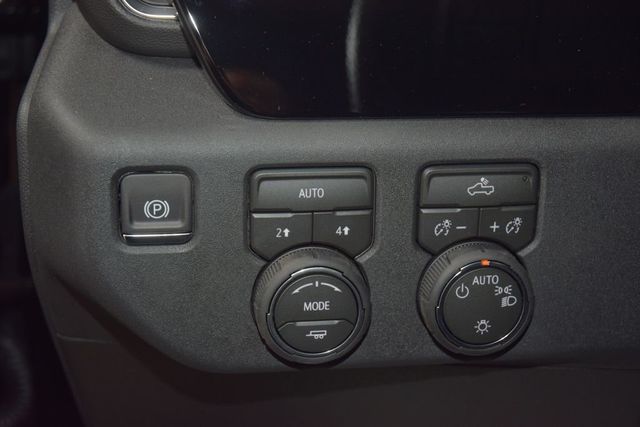 2026 Chevrolet Silverado 1500 4WD Crew Cab 147" LT w/2FL - 23057956 - 35