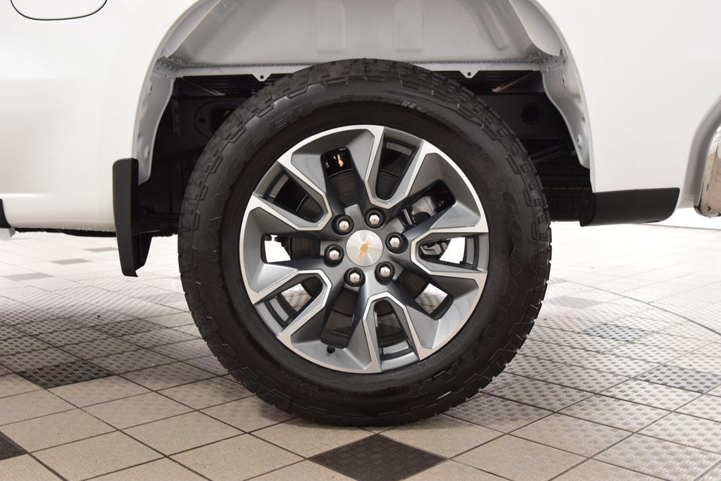 2026 Chevrolet Silverado 1500 4WD Crew Cab 147" LT w/2FL - 23060395 - 26