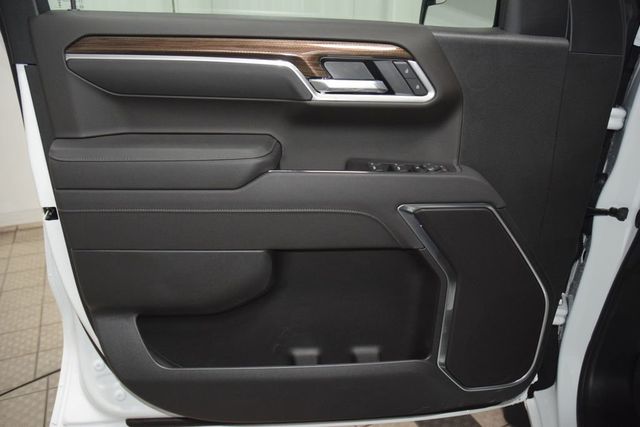 2026 Chevrolet Silverado 1500 4WD Crew Cab 147" LT w/2FL - 23060395 - 46