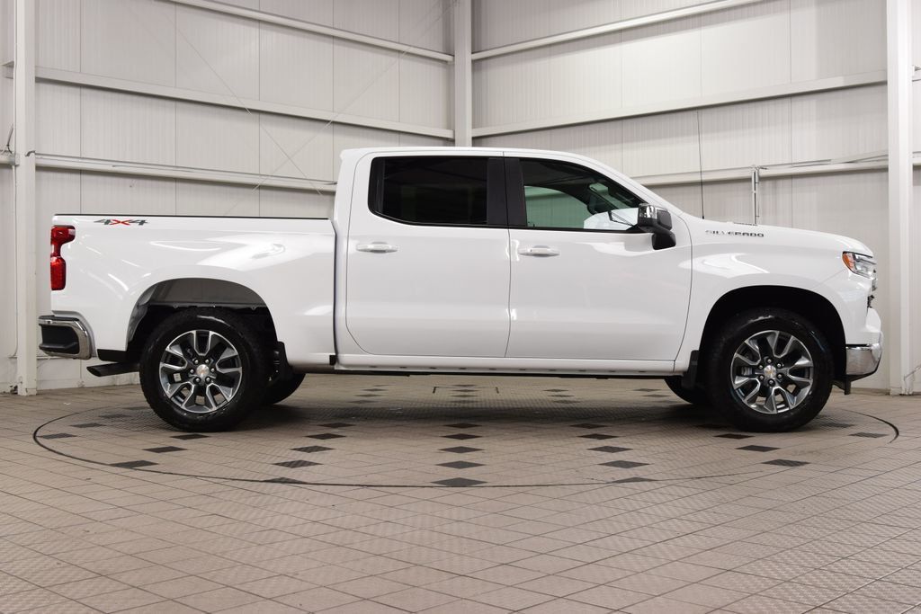 2026 Chevrolet Silverado 1500 4WD Crew Cab 147" LT w/2FL - 23060395 - 8
