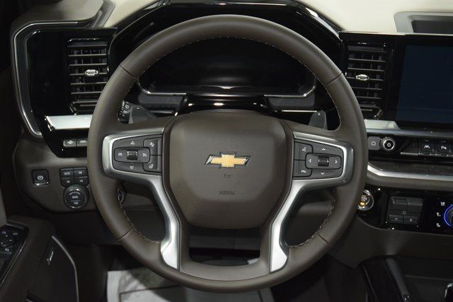 2026 Chevrolet Silverado 1500 4WD Crew Cab 147" LTZ - 22917298 - 35