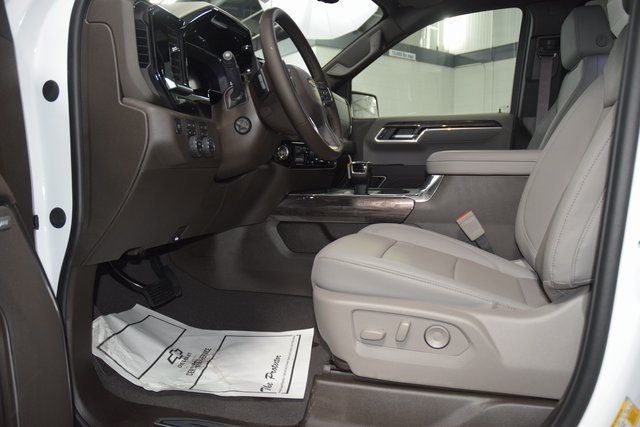 2026 Chevrolet Silverado 1500 4WD Crew Cab 147" LTZ - 22917298 - 38