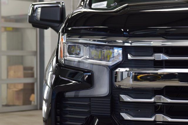 2026 Chevrolet Silverado 1500 4WD Crew Cab 147" LTZ - 22961439 - 11