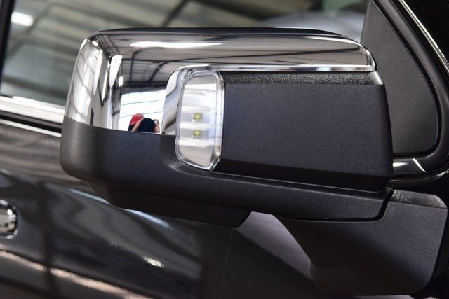 2026 Chevrolet Silverado 1500 4WD Crew Cab 147" LTZ - 22961439 - 17