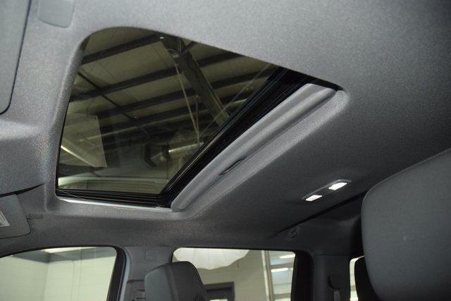 2026 Chevrolet Silverado 1500 4WD Crew Cab 147" LTZ - 22961439 - 50