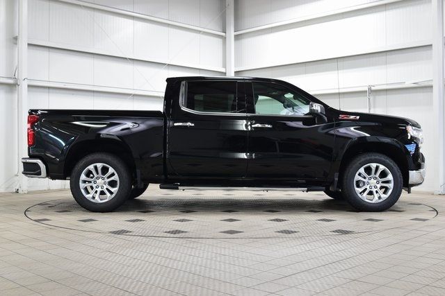2026 Chevrolet Silverado 1500 4WD Crew Cab 147" LTZ - 22961439 - 8