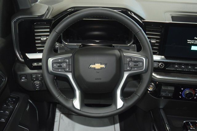 2026 Chevrolet Silverado 1500 4WD Crew Cab 147" LTZ - 22961465 - 37