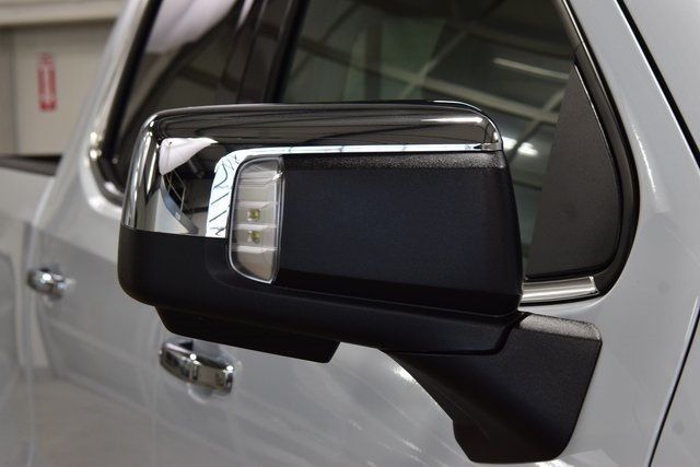 2026 Chevrolet Silverado 1500 4WD Crew Cab 147" LTZ - 22962532 - 17