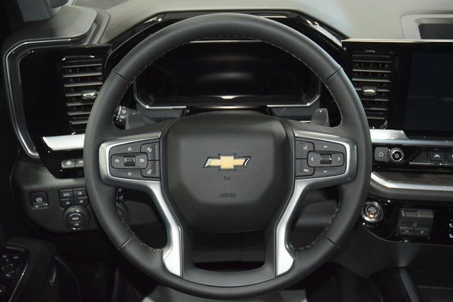 2026 Chevrolet Silverado 1500 4WD Crew Cab 147" LTZ - 22962532 - 37