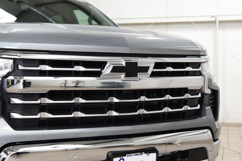 2026 Chevrolet Silverado 1500 4WD Crew Cab 147" LTZ - 23021694 - 10