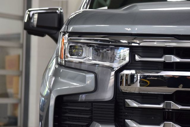 2026 Chevrolet Silverado 1500 4WD Crew Cab 147" LTZ - 23021694 - 11