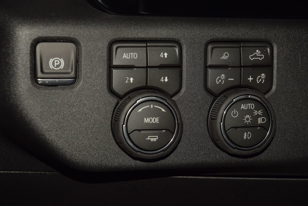 2026 Chevrolet Silverado 1500 4WD Crew Cab 147" LTZ - 23021694 - 34