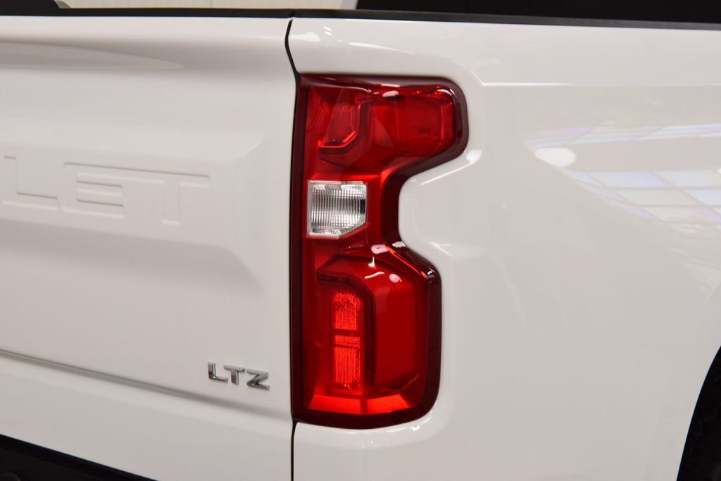 2026 Chevrolet Silverado 1500 4WD Crew Cab 147" LTZ - 23024094 - 18