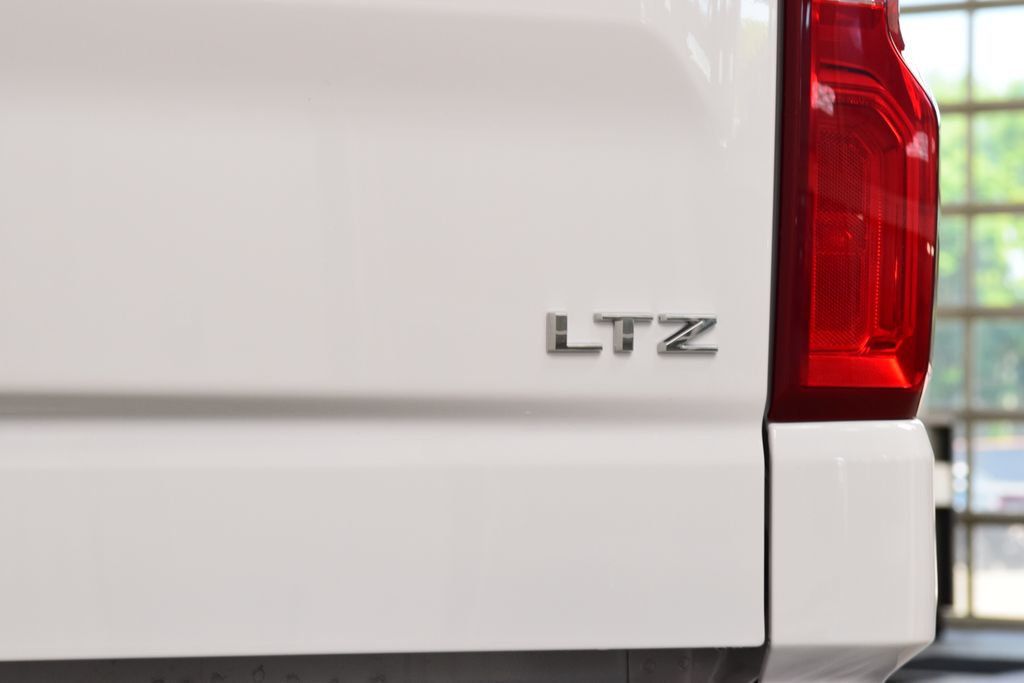 2026 Chevrolet Silverado 1500 4WD Crew Cab 147" LTZ - 23024094 - 22
