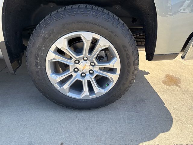 2026 Chevrolet Silverado 1500 4WD Crew Cab 147" LTZ - 22974121 - 21