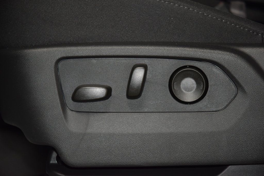 2026 Chevrolet Silverado 1500 4WD Crew Cab 147" RST - 22951966 - 42