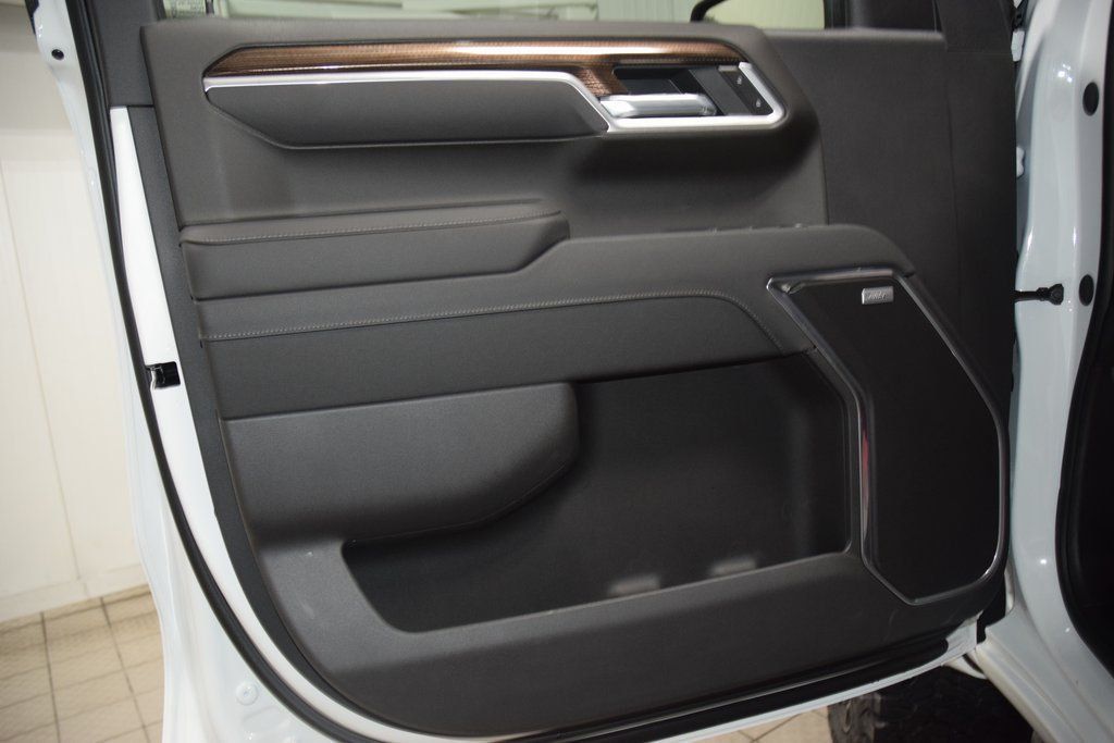 2026 Chevrolet Silverado 1500 4WD Crew Cab 147" RST - 22988376 - 45