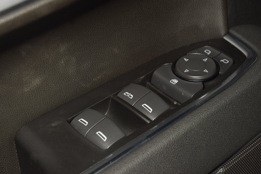 2026 Chevrolet Silverado 1500 4WD Crew Cab 147" RST - 22988376 - 46