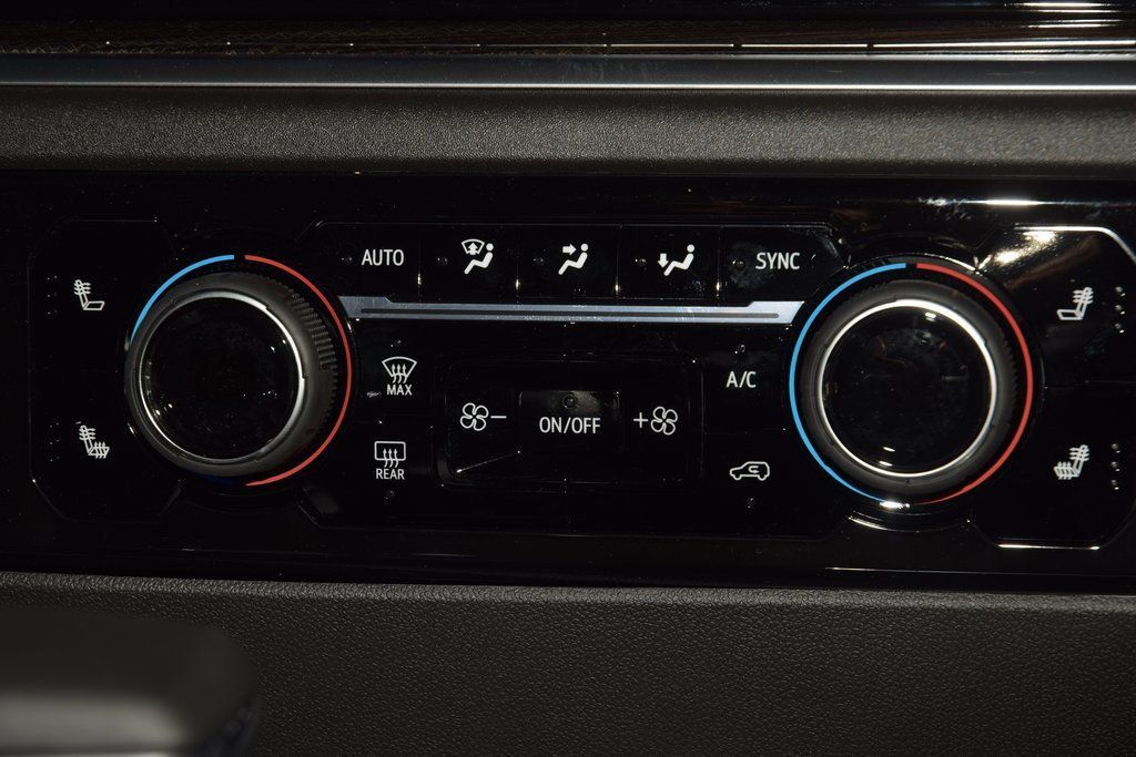 2026 Chevrolet Silverado 1500 4WD Crew Cab 147" RST - 22991354 - 35