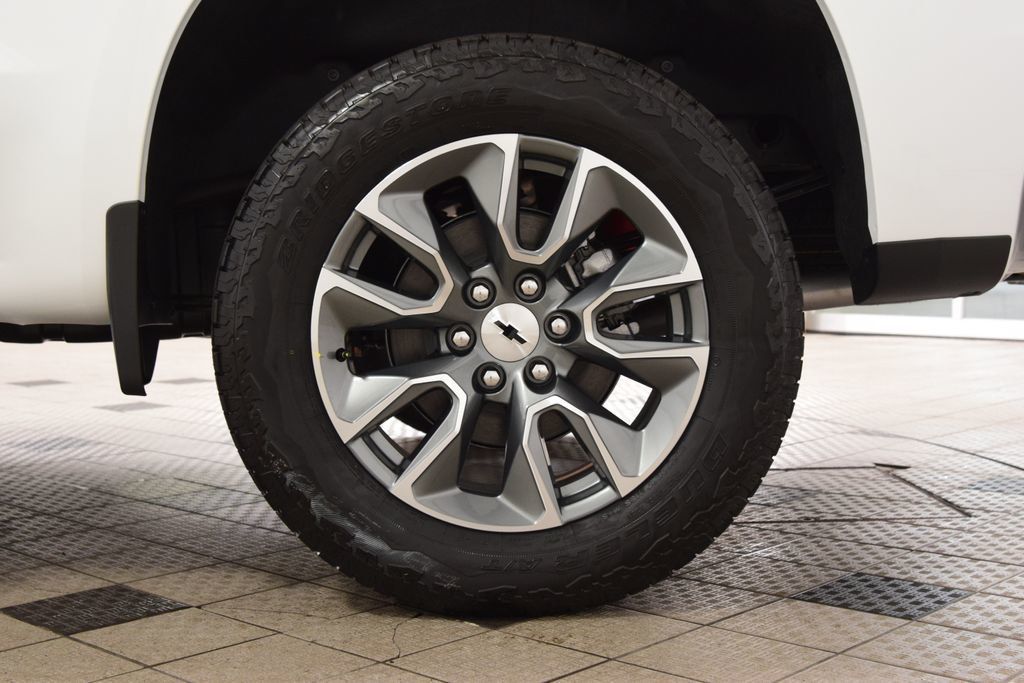 2026 Chevrolet Silverado 1500 4WD Crew Cab 147" RST - 22996957 - 25