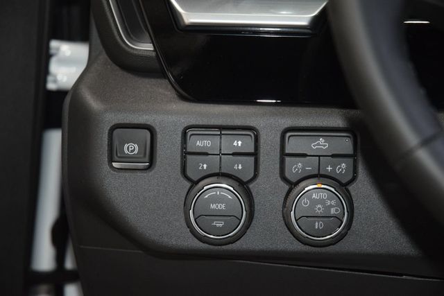 2026 Chevrolet Silverado 1500 4WD Crew Cab 147" RST - 22996957 - 34